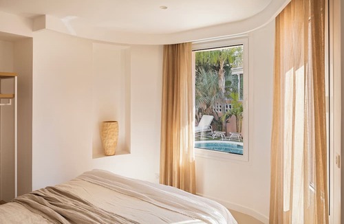Cannes Hotel | Maison Carla Rosa
