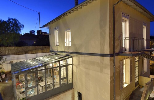 Riou - Petit Juas - Av de Grasse Bed & Breakfast | Villa du roc fleuri