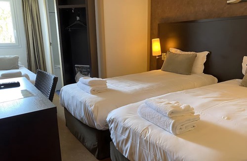 Equeurdreville-Hainneville Hotel | Shelder Hotel