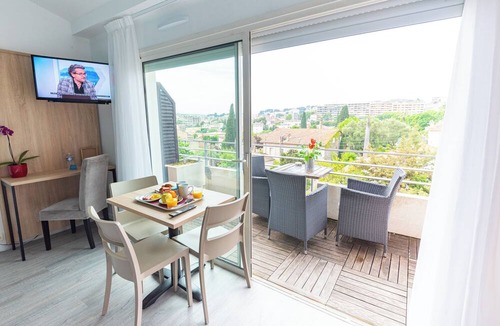 Le Cannet Hotel | Zenitude Hôtel-Résidences Le Cannet