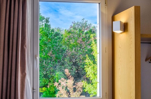 Biot Hotel | B&B HOTEL Antibes Sophia Antipolis
