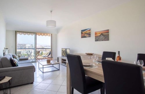 Cros-de-Cagnes Apartment | Le Cagnes Beach by Interhome