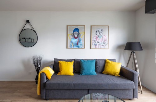 Madeleine-Champ de Mars Apartment | Le Sphinx - Cité des Congrès
