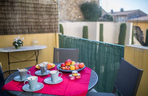 Old Town Apartment | COLLINE DU CHATEAU AP4077 by RIVIERA HOLIDAY HOMES
