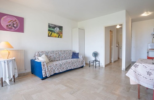La Croix des Gardes Apartment | Le Trident by Interhome
