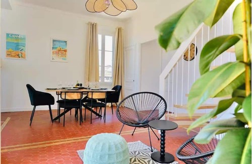 Riou - Petit Juas - Av de Grasse Apartment | Charming 100m² in the heart of the old town/10min Croisette & Beach. Air-conditioned