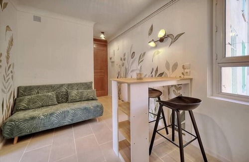 Le Suquet Apartment | Upstays cosy 20m² Apartment Suquet