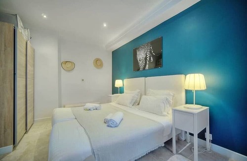 Cannes City Centre Apartment | Upstays Carré d’Or 70m² Apartment
