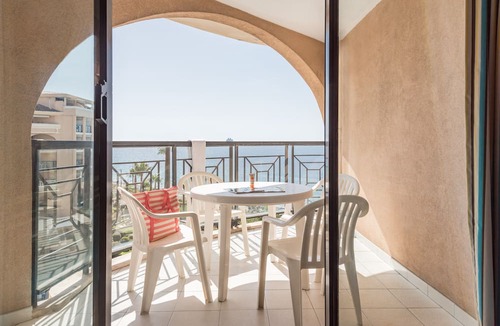 Cannes La Bocca House | Résidence Pierre & Vacances Cannes Verrerie