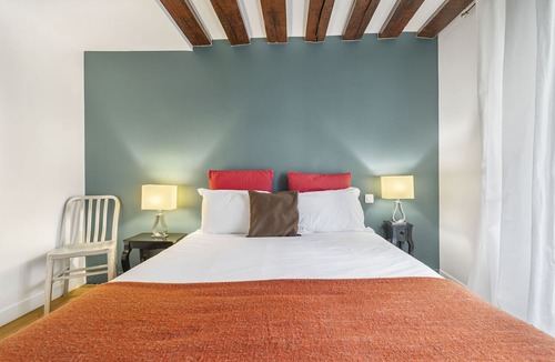 Saint-Merri Apartment | Bahia, 2BR/1BA, 7 people