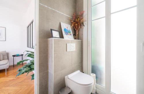 Thiers Apartment | Exclusive Top Floor - Love Suite