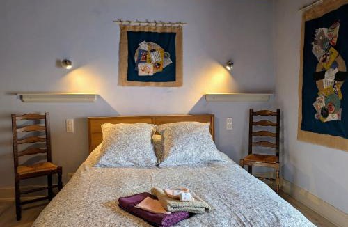Gourgeon House | Gîte familial rénové avec jardin au cœur de la Vallée de la Saône - FR-1-583-467