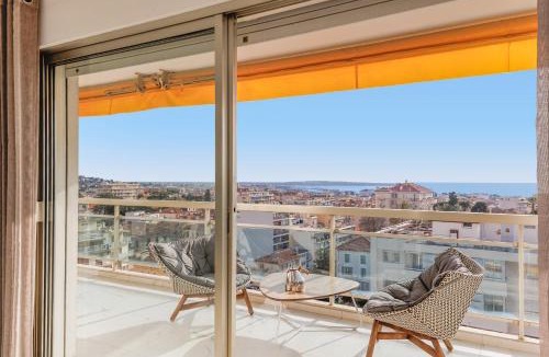 Carnot Apartment | Superbe appartement à Cannes vue mer panoramique "Azura"