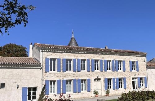 Castelnaudary Bed & Breakfast | Domaine de Lanis - Chambres d'hôtes avec parc et piscine