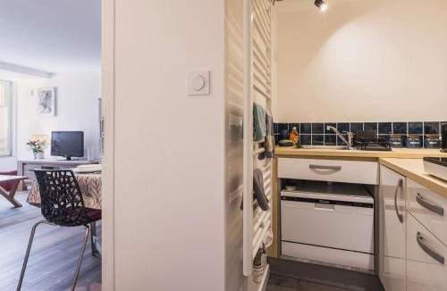 Clisson Apartment | Appartement atypique avec wifi au cœur de Clisson - FR-1-306-1310