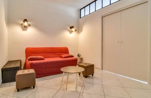 Cannes Apartment | IMMOGROOM - Sea View - Balcony - 5 min from the beach - A∕C - Wifi