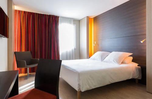 Bouguenais Hotel | Hôtel Oceania Nantes Aéroport
