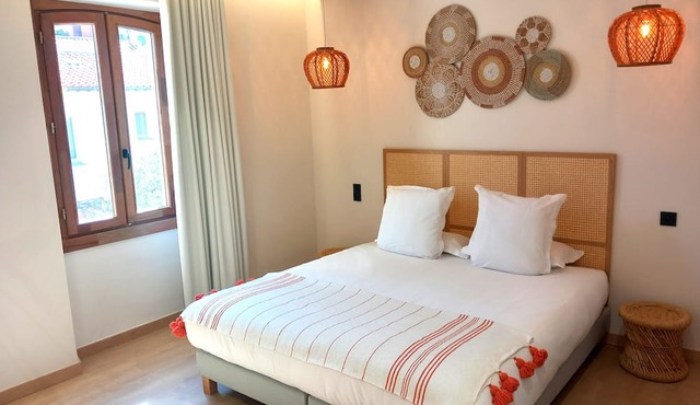 Intense Boutik Hôtel