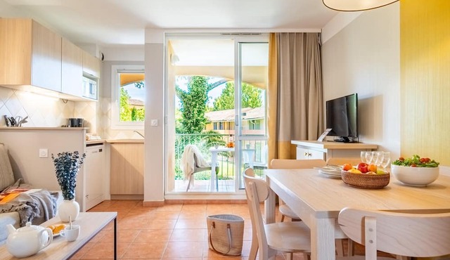 Smart Escape With Pool