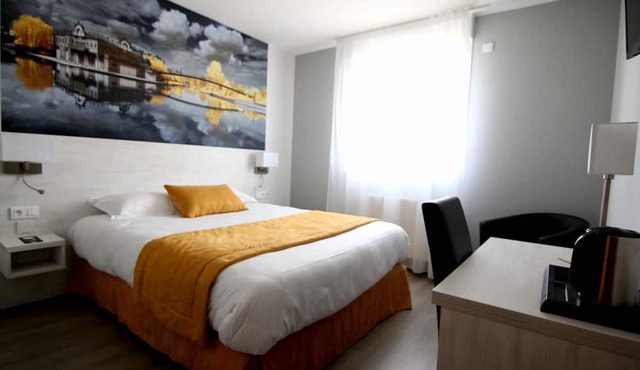 Logis Hôtel - La Chambre d'Amiens