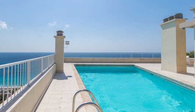 ROYAL PROMENADE – Pool Terrace Sea View Air Conditioning