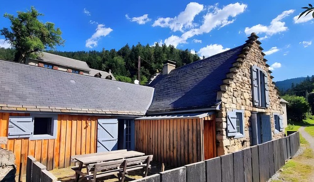 Era Borda – Renovated Former Sheepfold at the Foot of Col d’Aspin