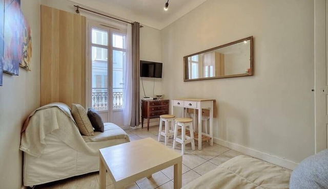 Upstays Suquet Balcony 29m² Apartment