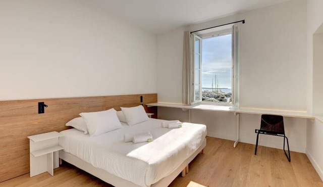 Upstays Harbor Balcony 99m² Apartment Palais